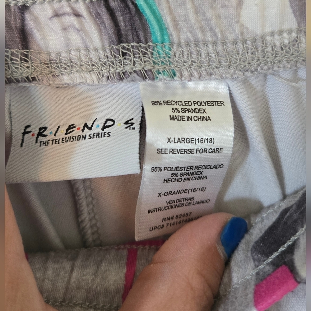 Friends | Jogger Pajama Pants Size XL - Picture 5 of 6